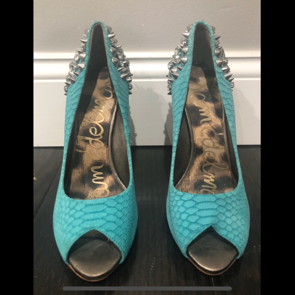 Aqua Sam Edelman rock-studded open toe pumps